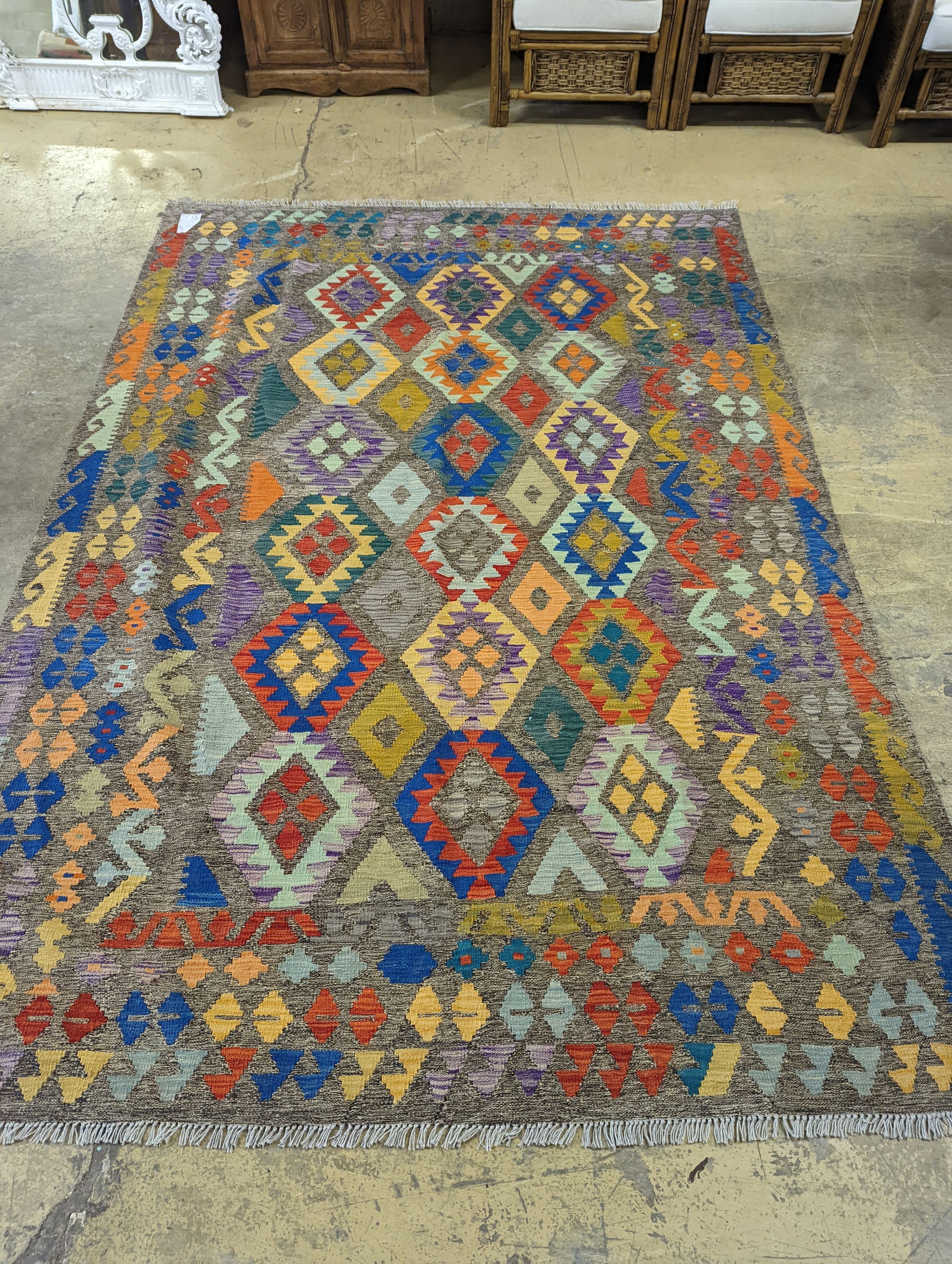 An Anatolian contemporary design Kelim flatweave carpet, 296 x 200cm